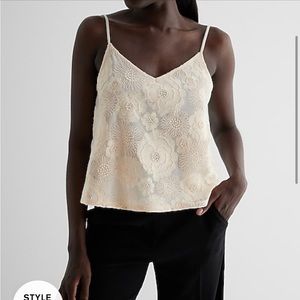NWT Express Floral Mesh V-Neck Cami Size Medium